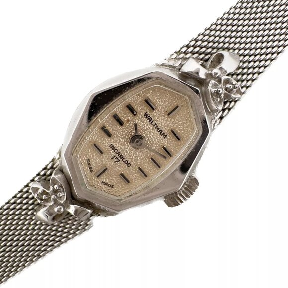 Waltham | Accessories | Vintage Waltham Ladies Mechanical  display picture 2